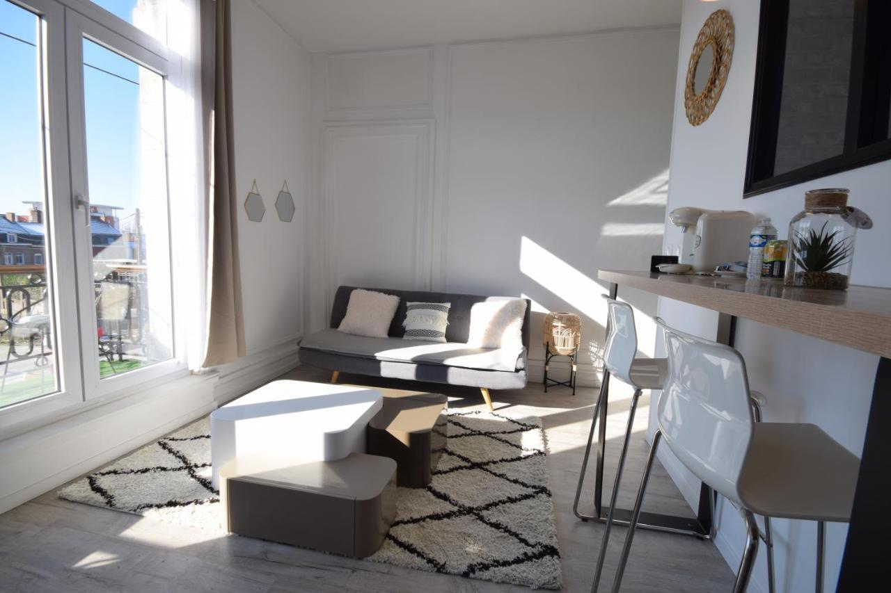 Chic Appart Design - Hyper Centre - Tramway - Free Wifi - Lerelaisdodile12 Valenciennes Eksteriør billede